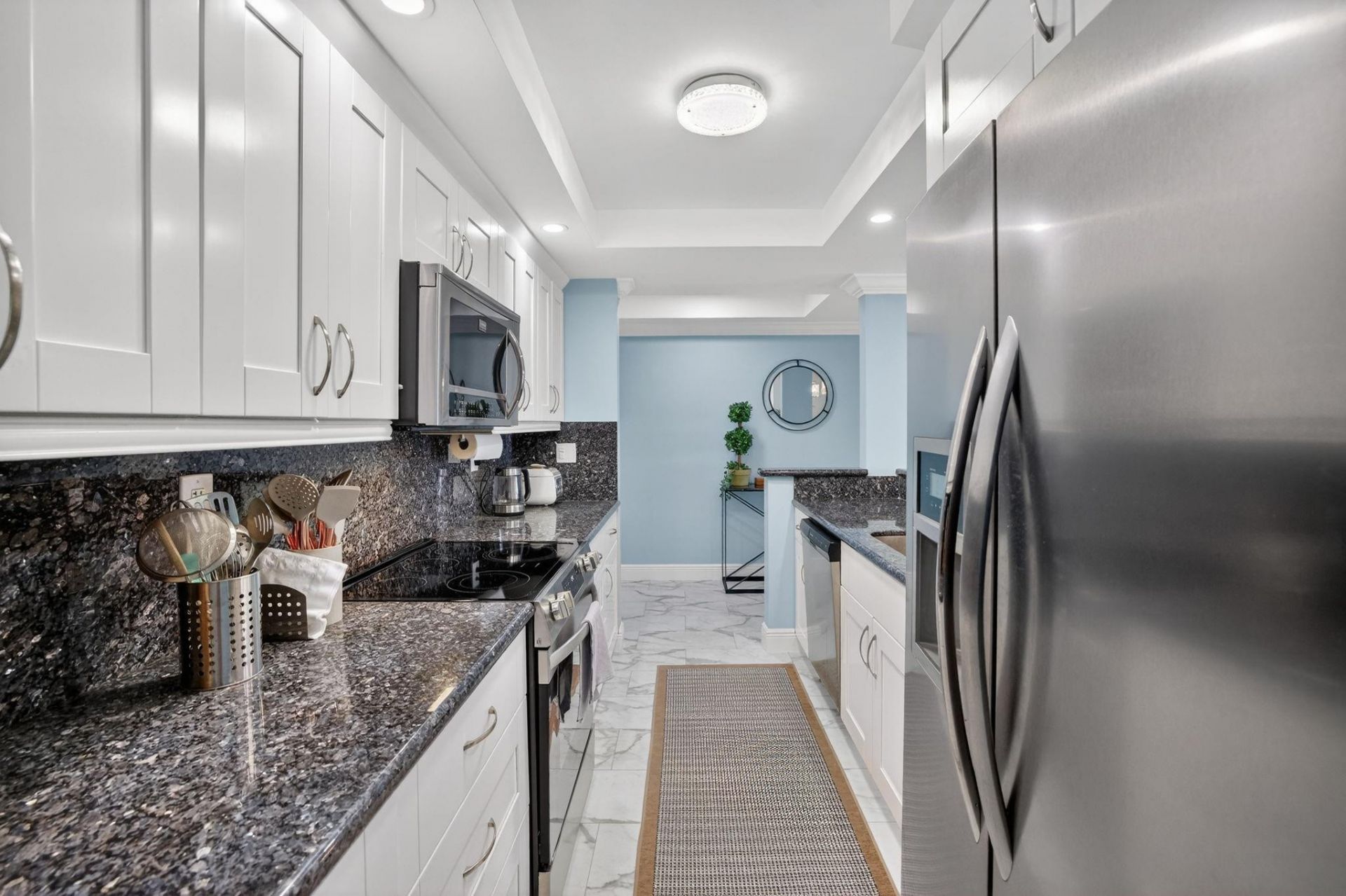 95 N Birch Road, Unit 702, Fort Lauderdale, FL 33304 Photo