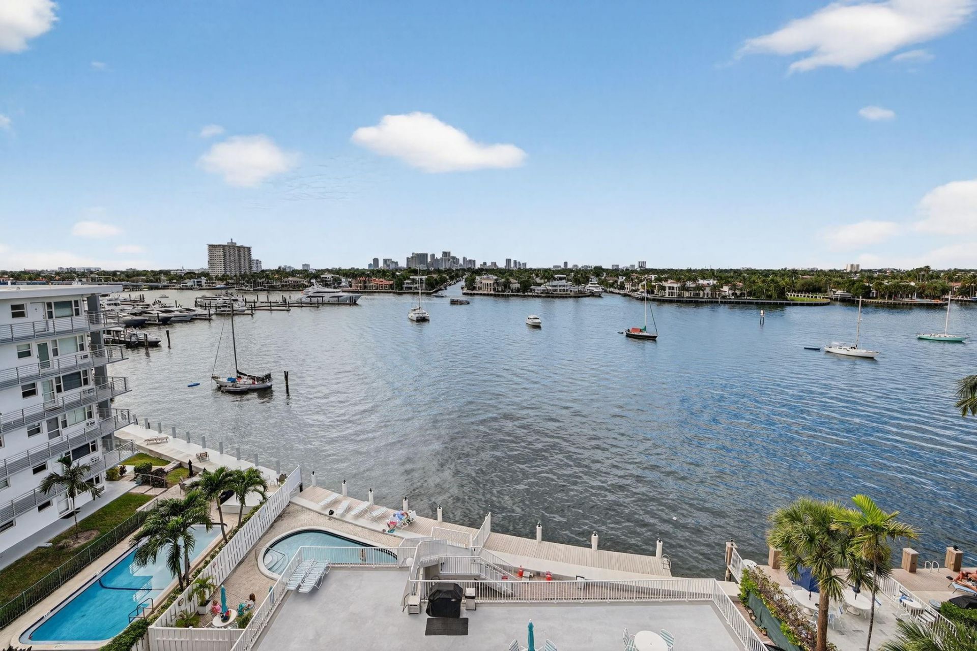 95 N Birch Road, Unit 702, Fort Lauderdale, FL 33304 Photo