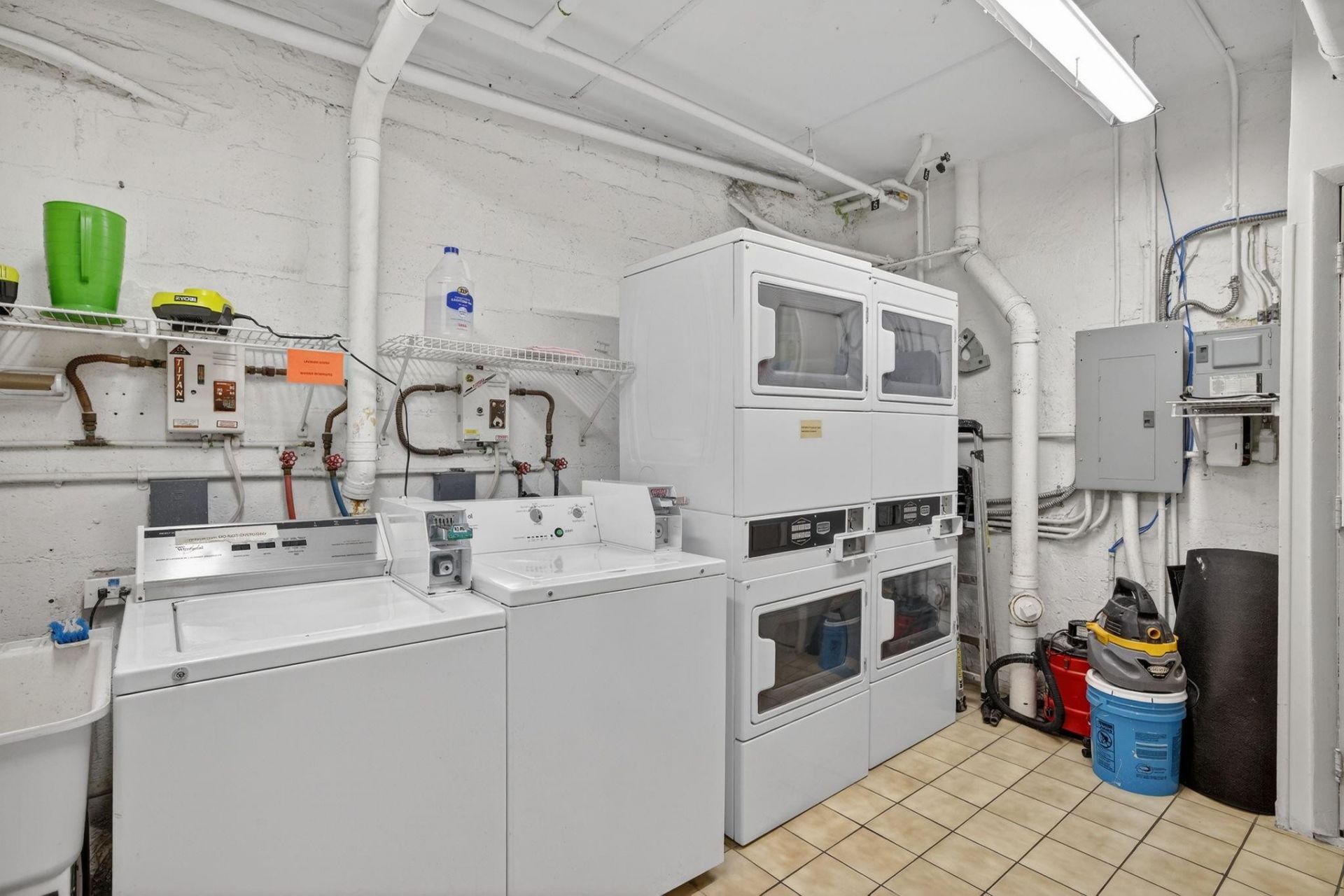 95 N Birch Road, Unit 702, Fort Lauderdale, FL 33304 Photo