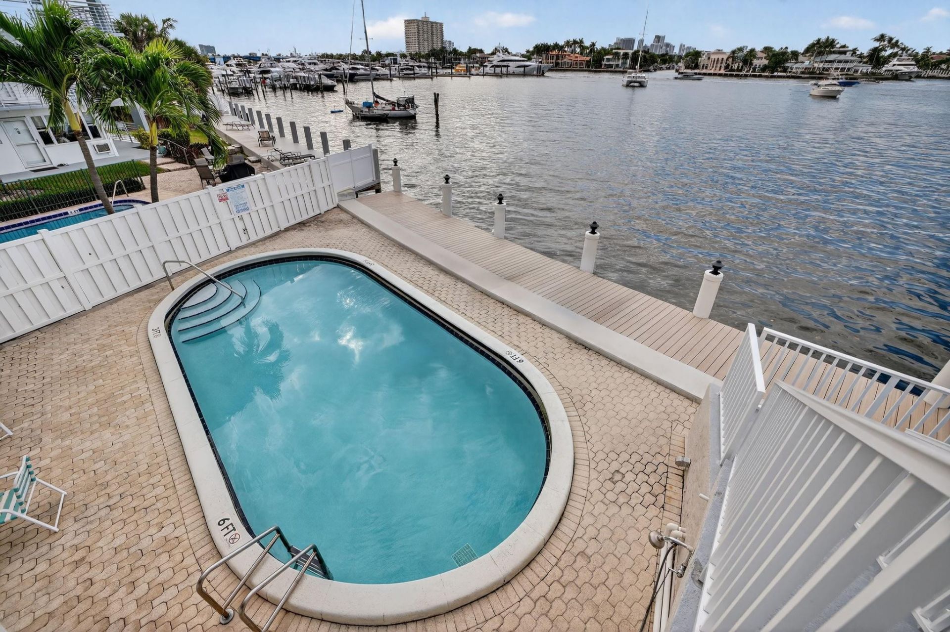 95 N Birch Road, Unit 702, Fort Lauderdale, FL 33304 Photo