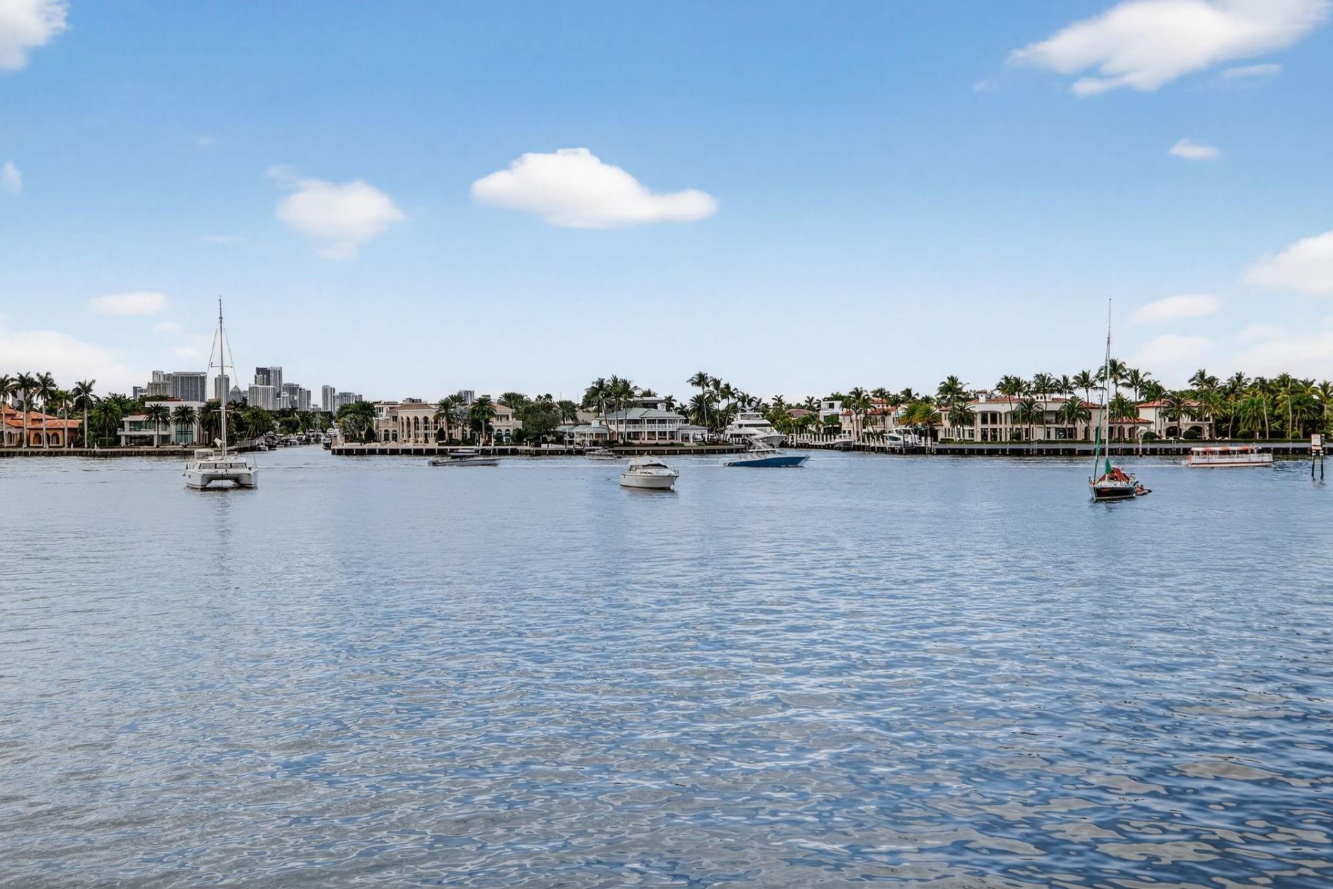 95 N Birch Road, Unit 702, Fort Lauderdale, FL 33304 Photo