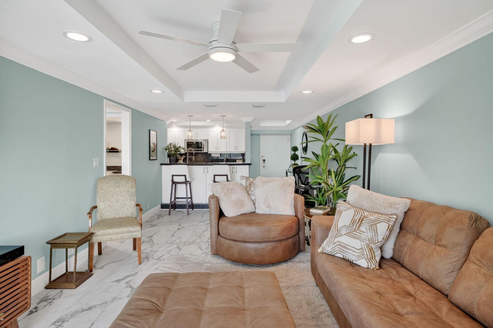 95 N Birch Road, Unit 702, Fort Lauderdale, FL 33304 Photo