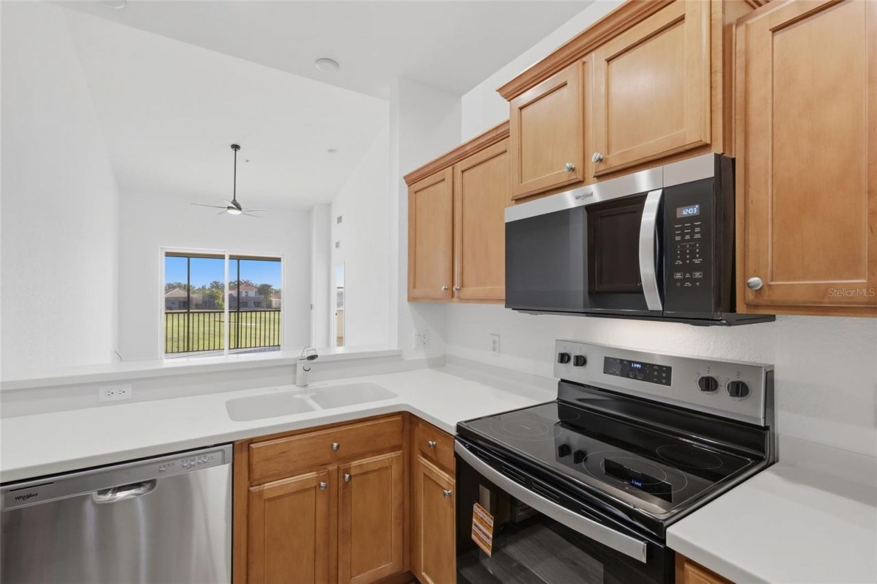 803 Fairwaycove Lane, Unit 205, Bradenton, FL 34212 Photo