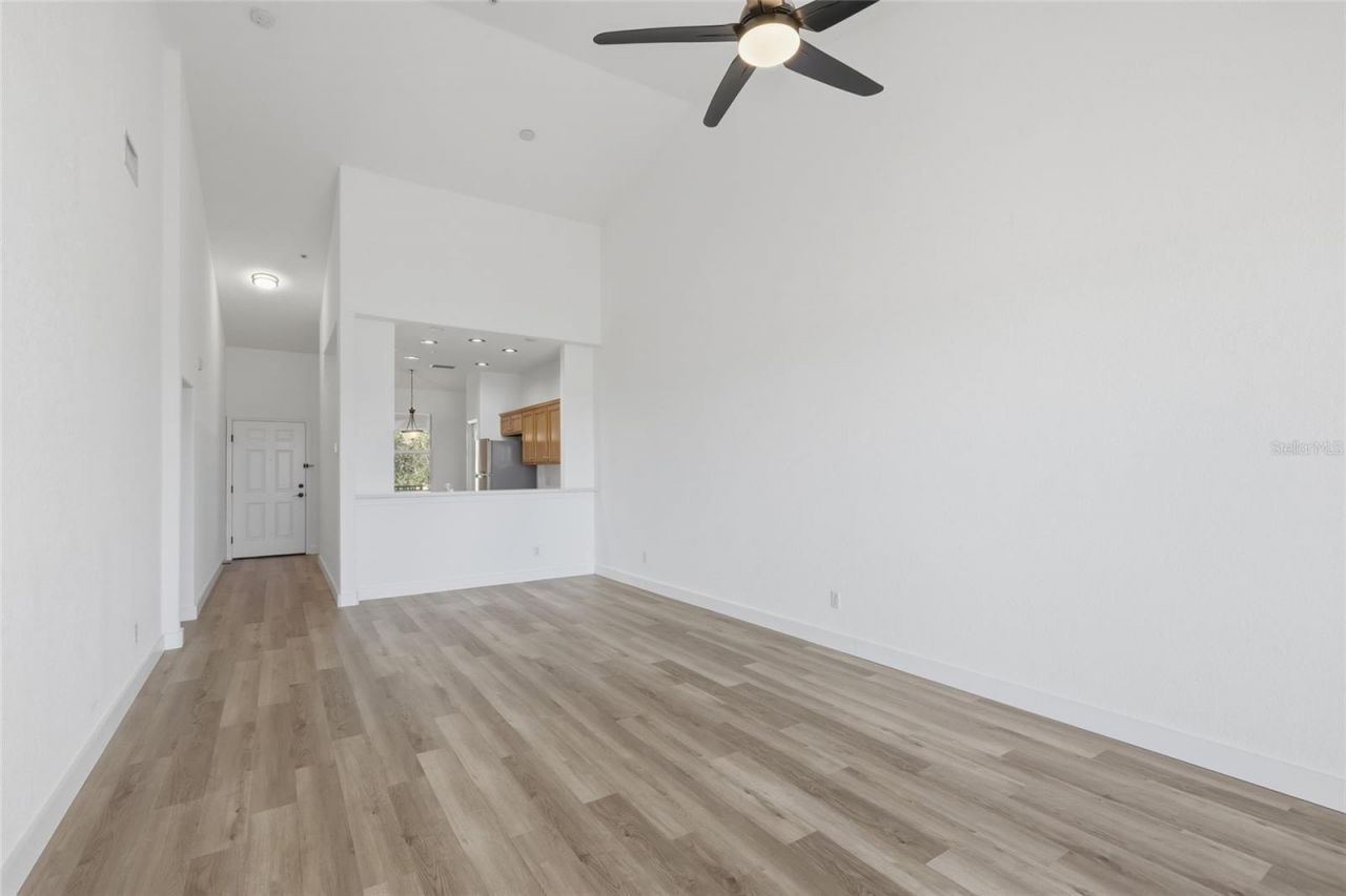 803 Fairwaycove Lane, Unit 205, Bradenton, FL 34212 Photo