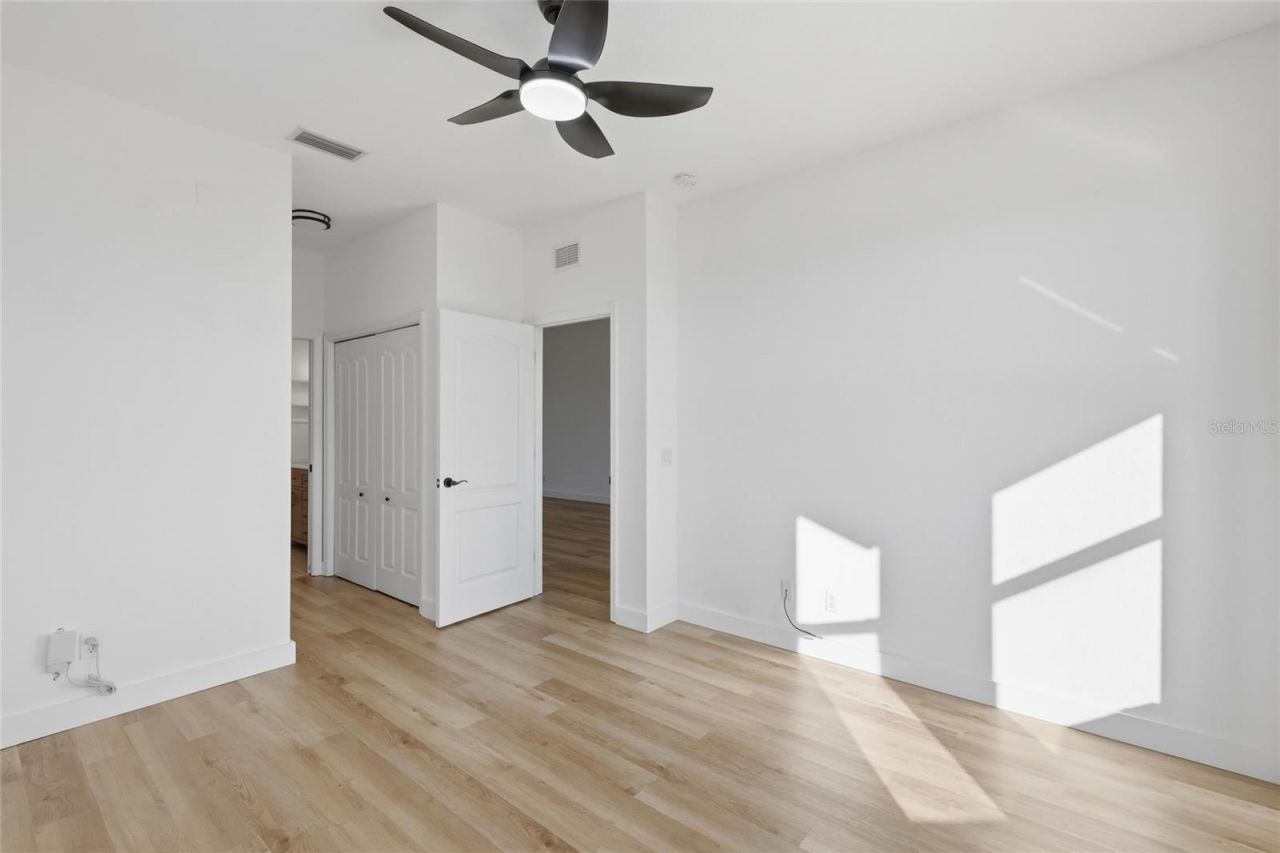 803 Fairwaycove Lane, Unit 205, Bradenton, FL 34212 Photo