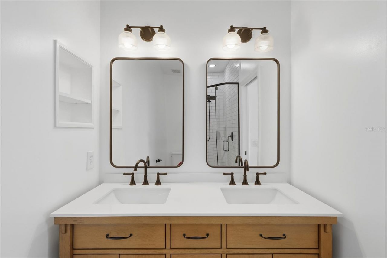 803 Fairwaycove Lane, Unit 205, Bradenton, FL 34212 Photo