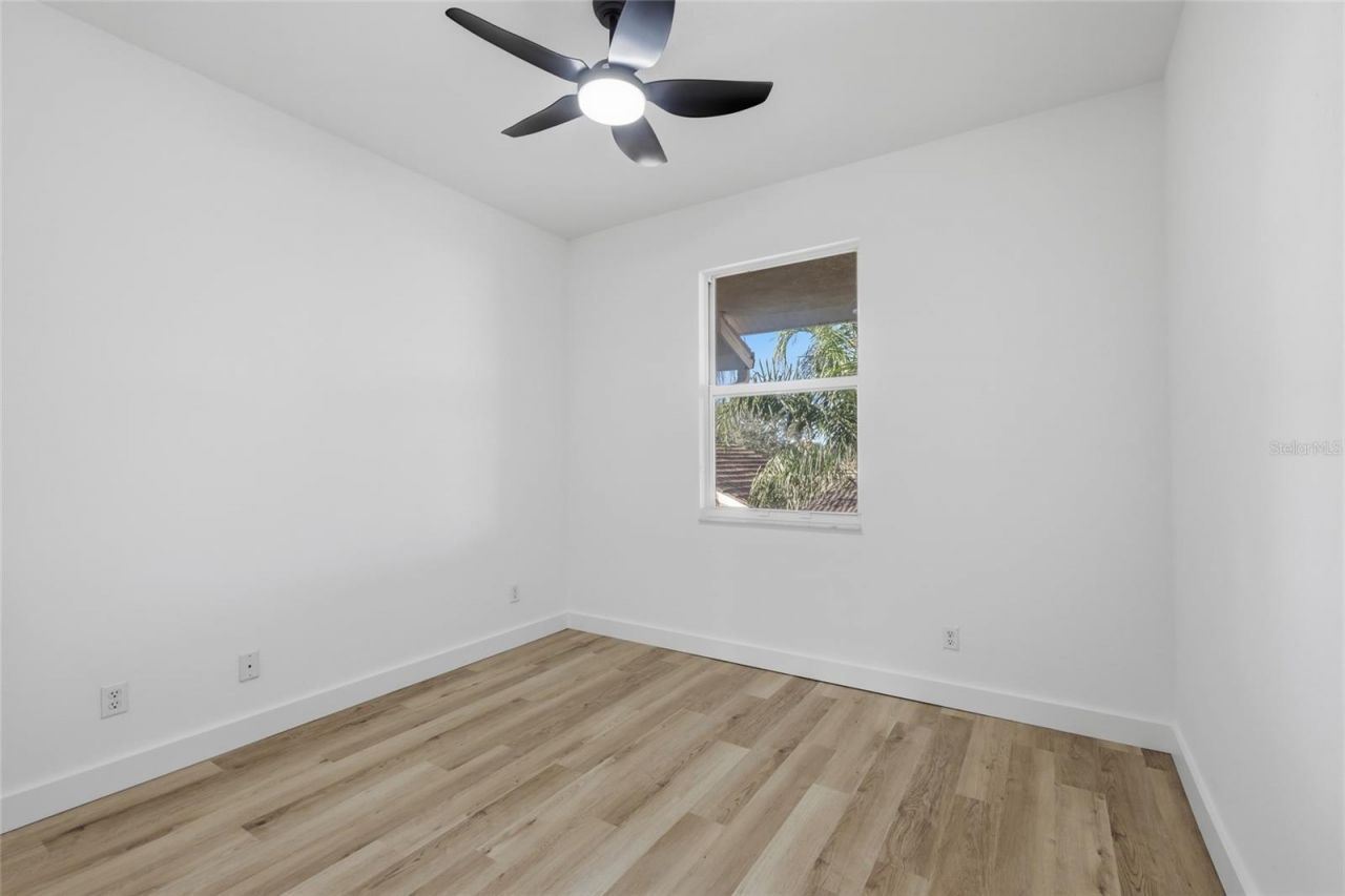 803 Fairwaycove Lane, Unit 205, Bradenton, FL 34212 Photo