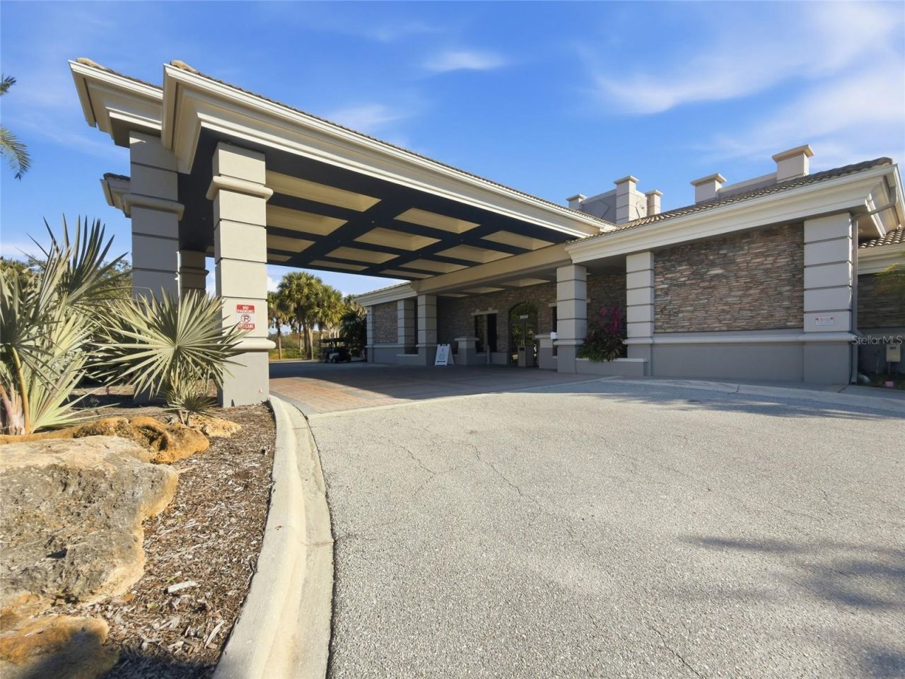 803 Fairwaycove Lane, Unit 205, Bradenton, FL 34212 Photo