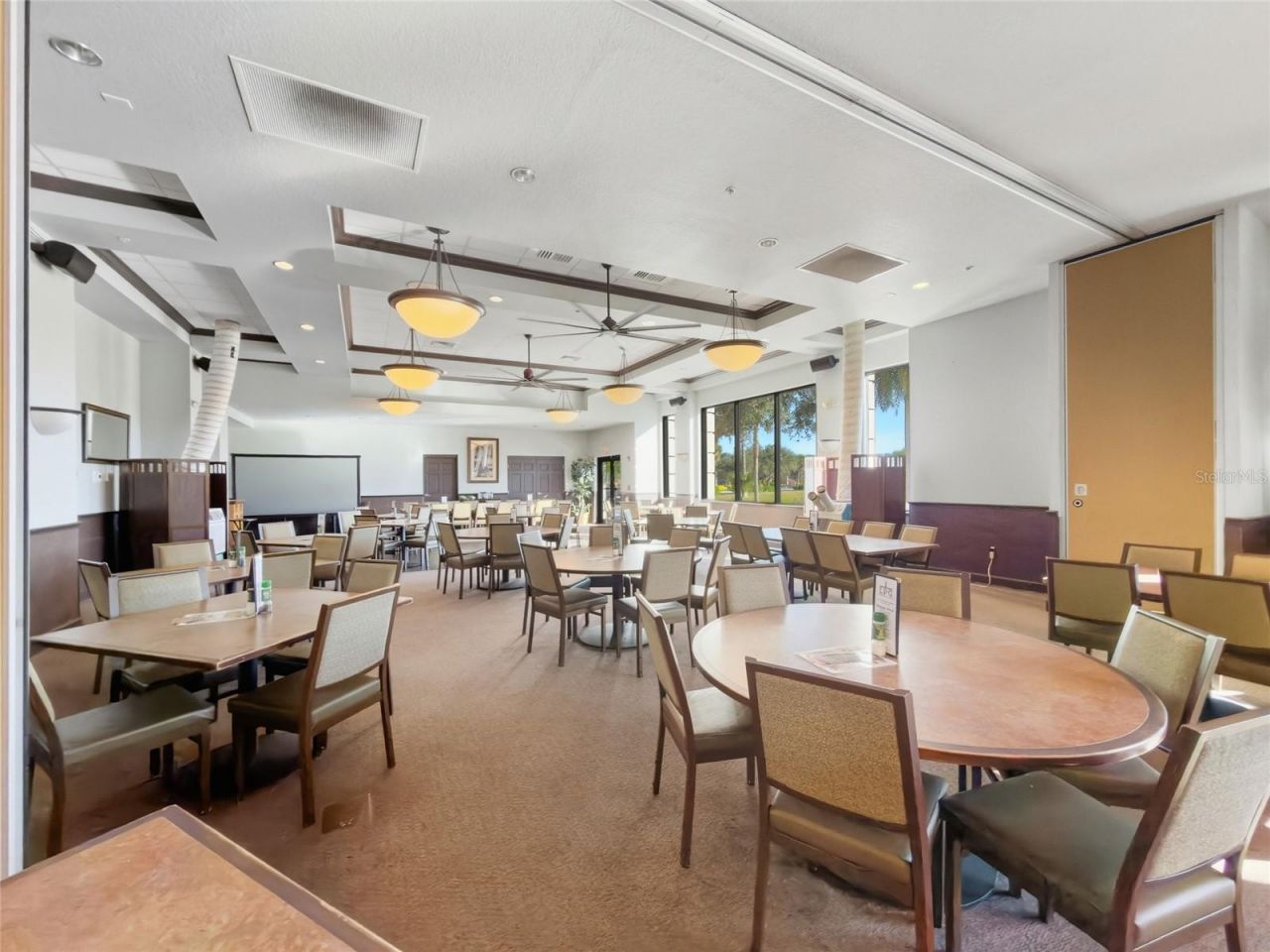 803 Fairwaycove Lane, Unit 205, Bradenton, FL 34212 Photo