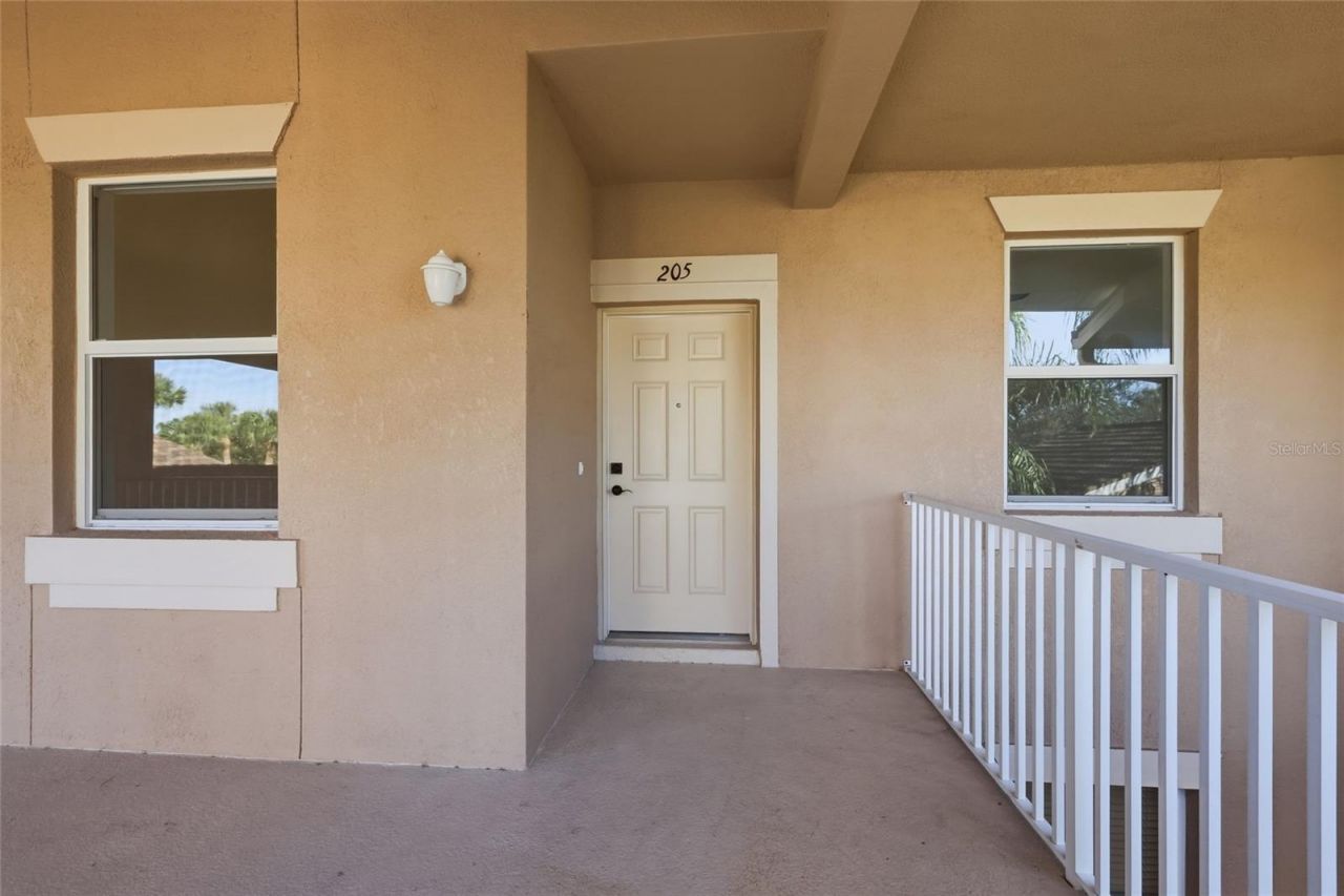 803 Fairwaycove Lane, Unit 205, Bradenton, FL 34212 Photo