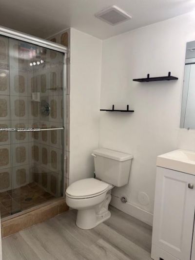 321 Lakeview Dr, Unit 105, Weston, FL 33326 Photo