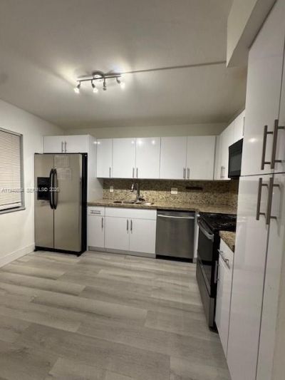 321 Lakeview Dr, Unit 105, Weston, FL 33326 Photo