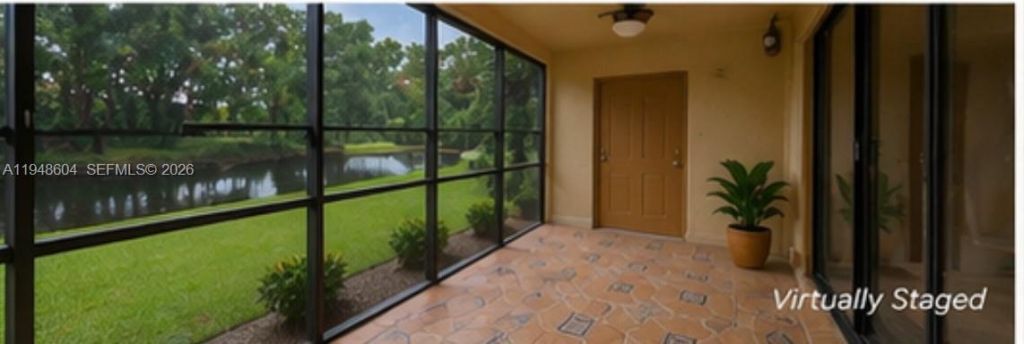 321 Lakeview Dr, Unit 105, Weston, FL 33326 Photo