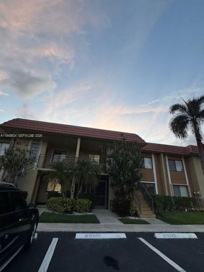 321 Lakeview Dr, Unit 105, Weston, FL 33326 Photo