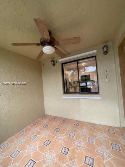 321 Lakeview Dr, Unit 105, Weston, FL 33326 Photo
