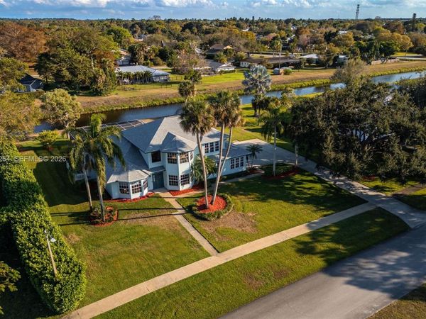 108 Ridgewood Ave, Clewiston, FL 33440