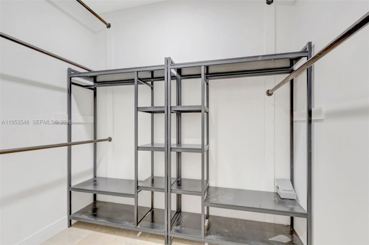 8244 Lakeview Dr, West Palm Beach, FL 33412 Photo