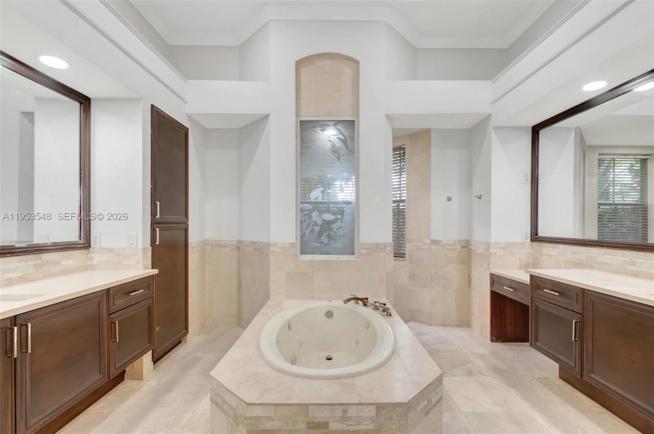 8244 Lakeview Dr, West Palm Beach, FL 33412 Photo