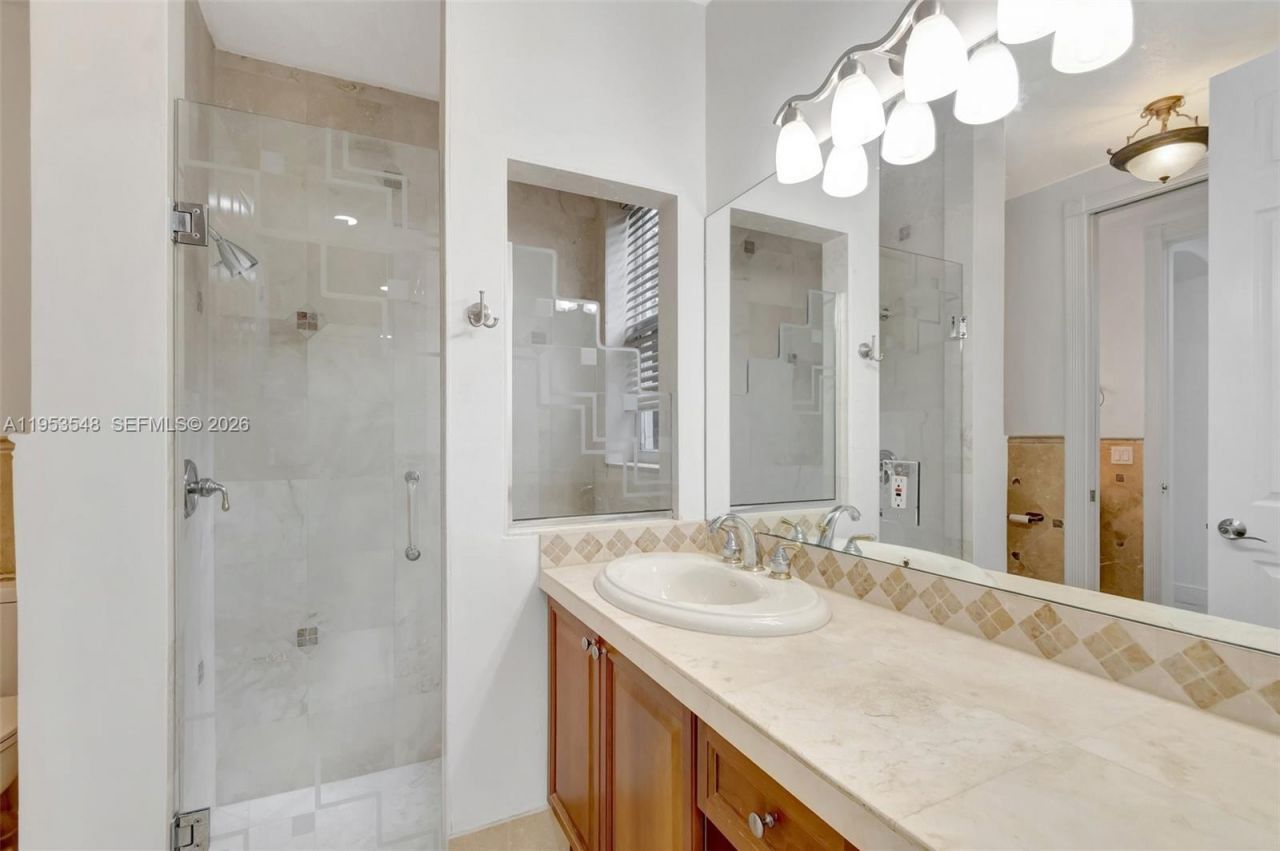 8244 Lakeview Dr, West Palm Beach, FL 33412 Photo