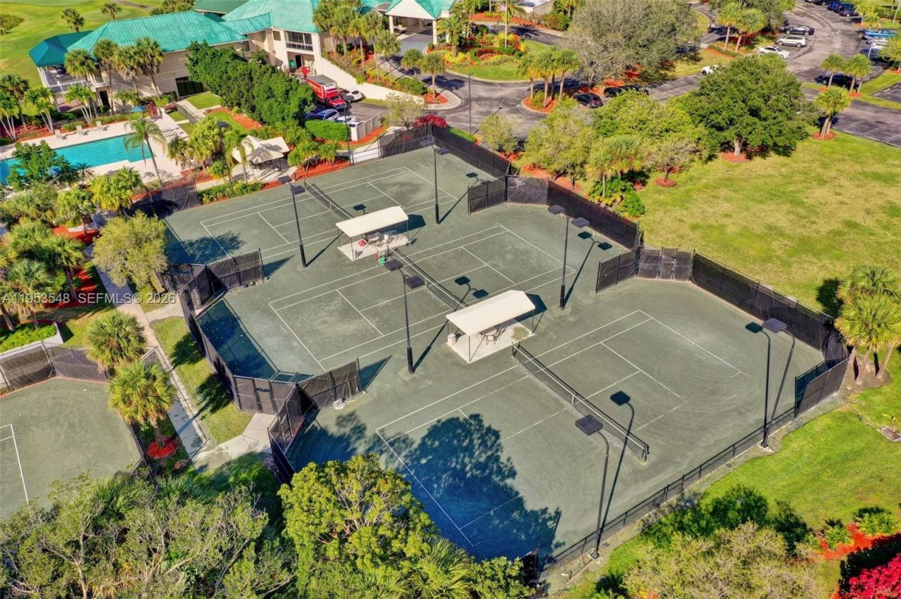 8244 Lakeview Dr, West Palm Beach, FL 33412 Photo