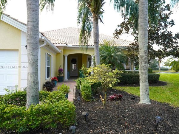 12381 SW Elsinore Dr, Port St. Lucie, FL 34987