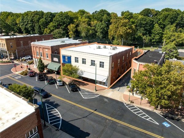 116 Broadway Street , Siloam Springs, AR 72761