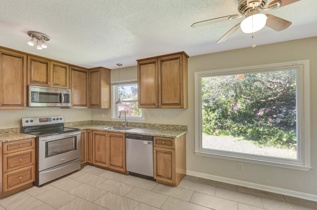 2327 W Palmer Drive Photo 12