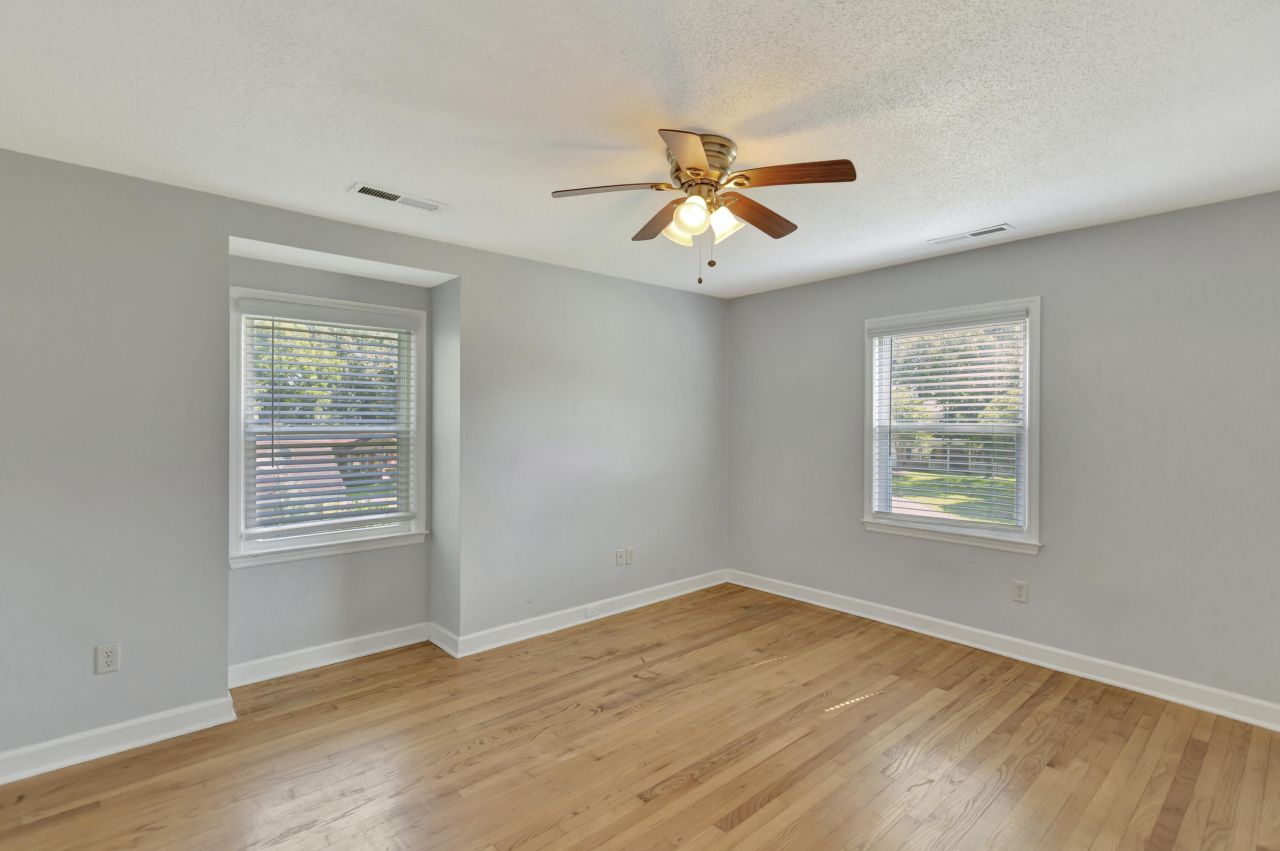 2327 W Palmer Drive Photo 19