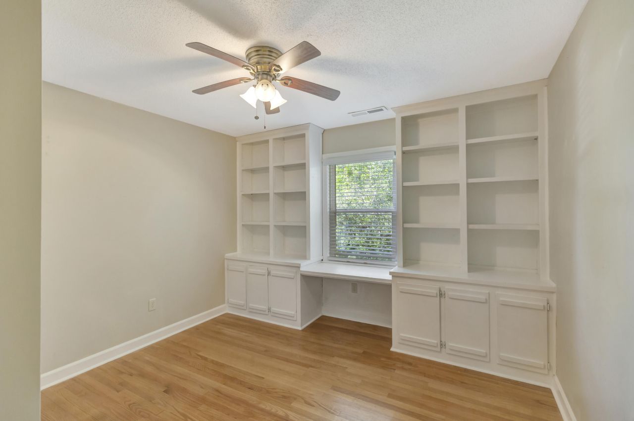 2327 W Palmer Drive Photo 26