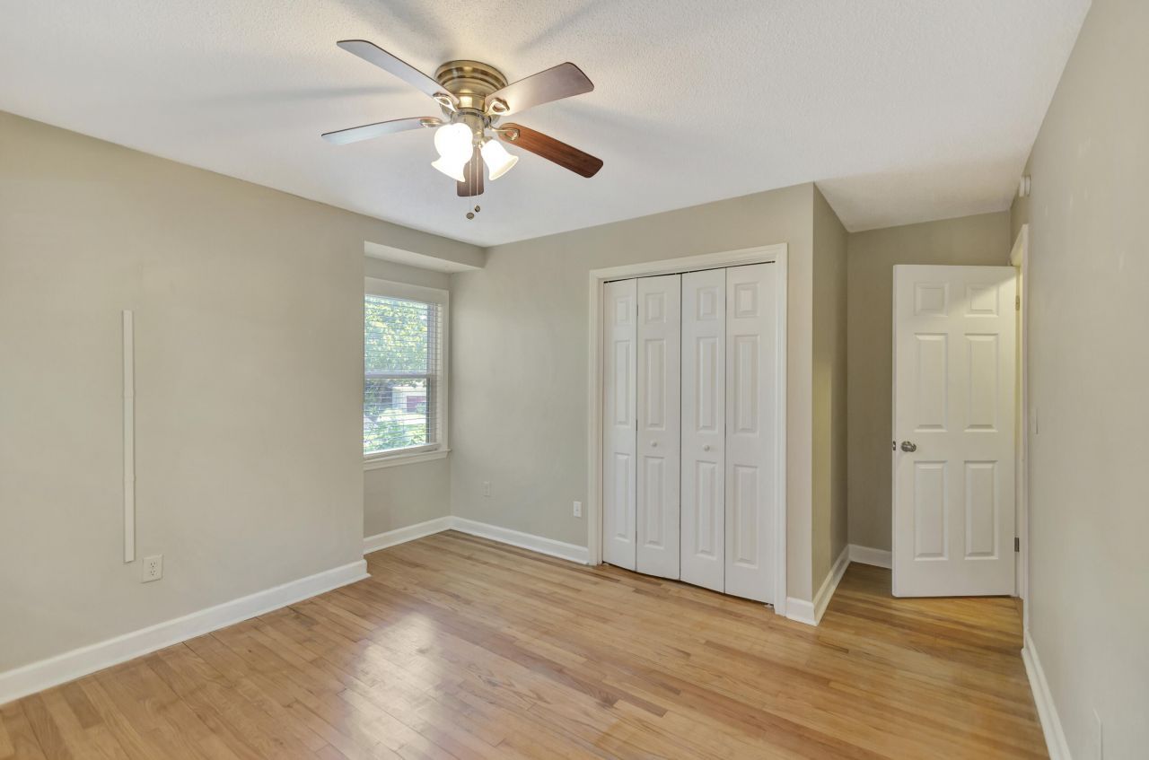 2327 W Palmer Drive Photo 30