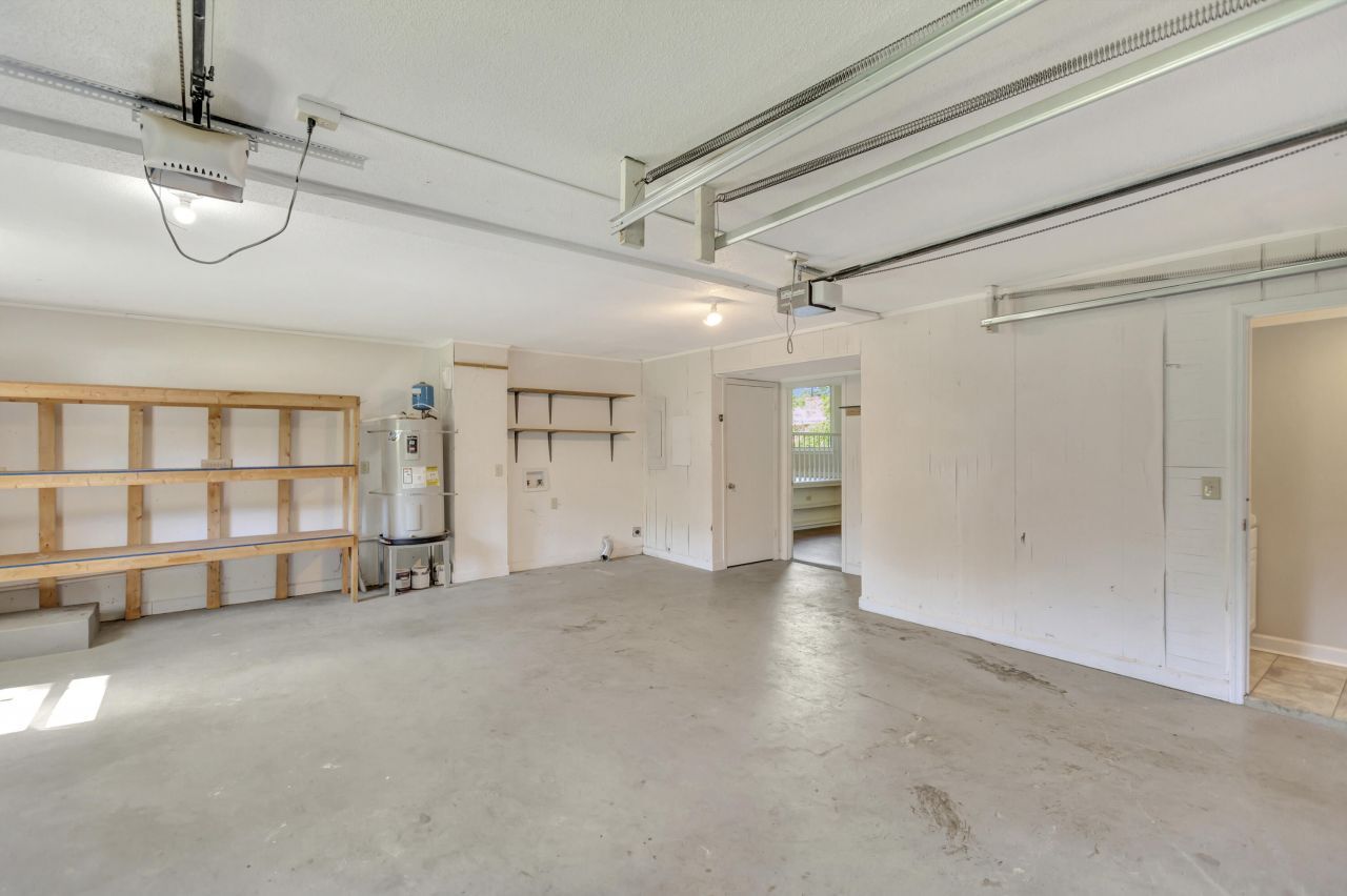 2327 W Palmer Drive Photo 37