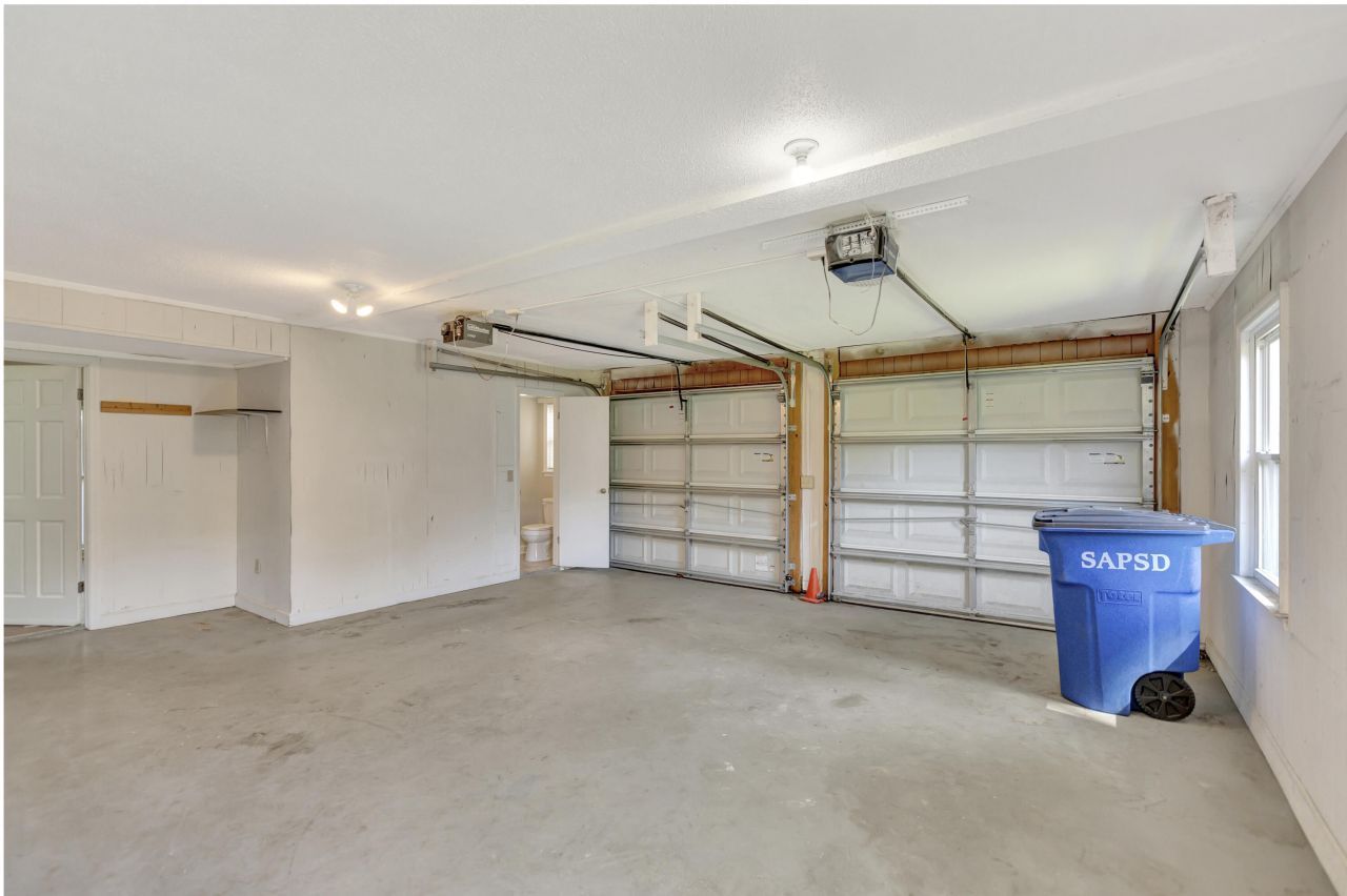 2327 W Palmer Drive Photo 38