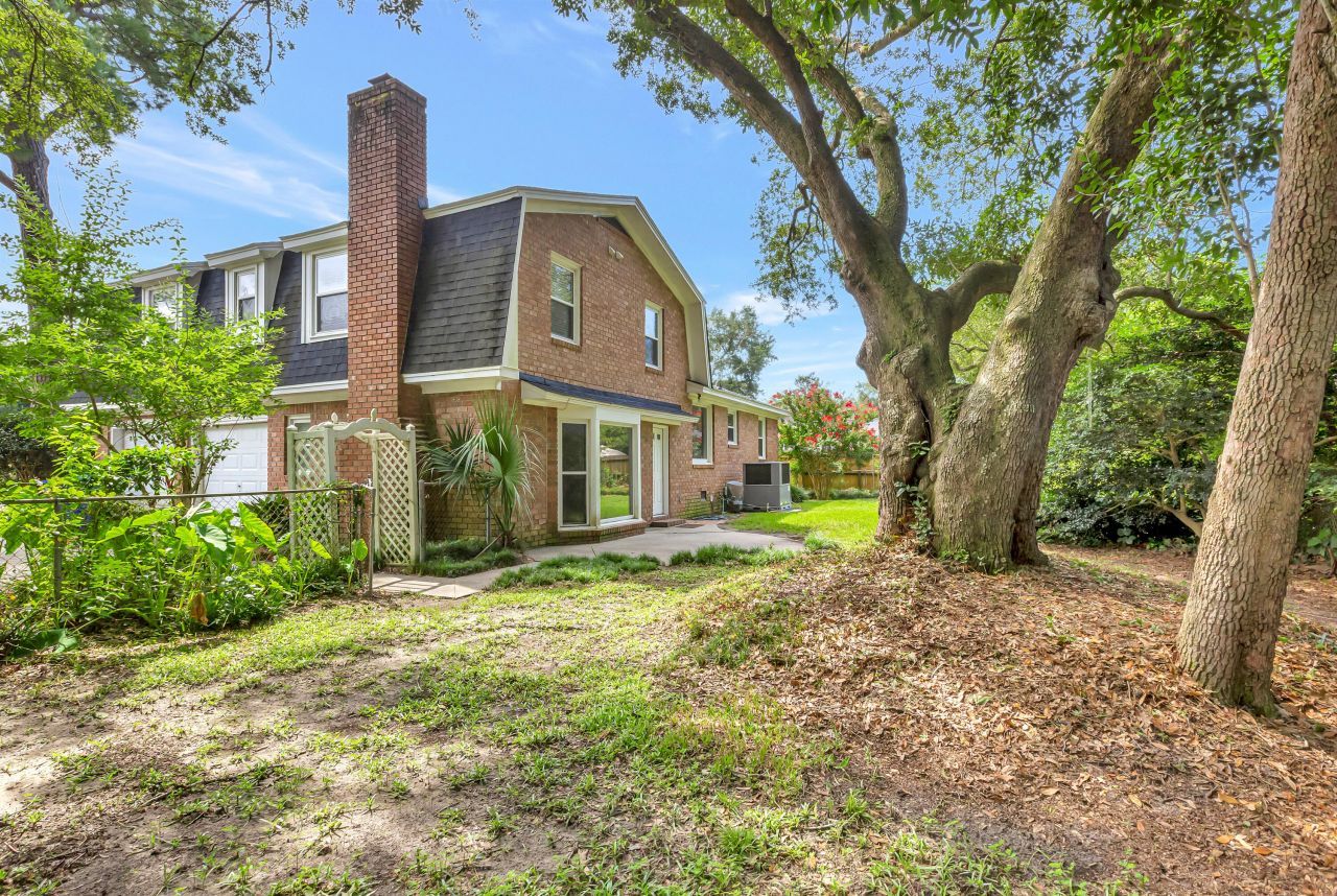 2327 W Palmer Drive Photo 7