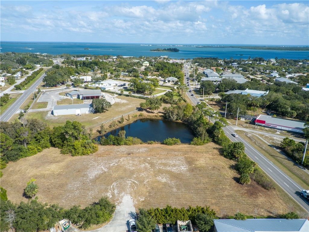 200 & 203 Sebastian Boulevard, Sebastian, FL 32958 Photo