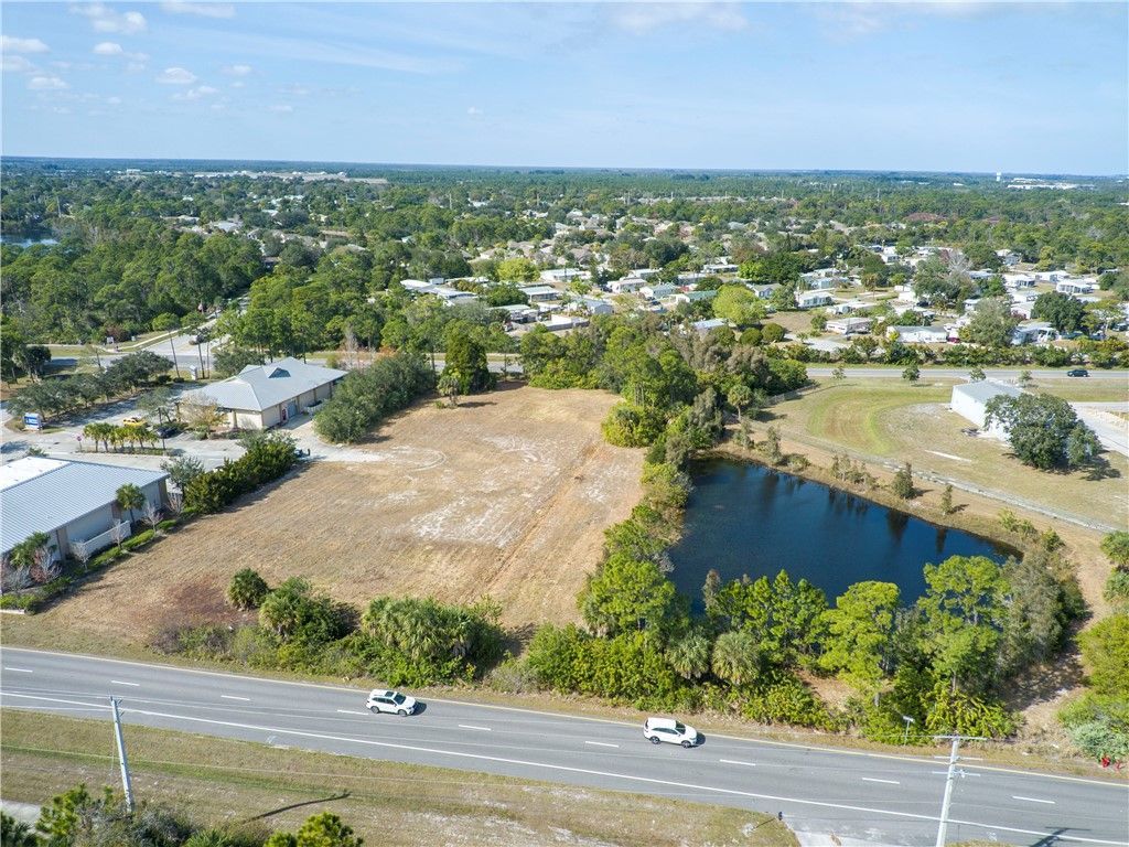 200 & 203 Sebastian Boulevard, Sebastian, FL 32958 Photo