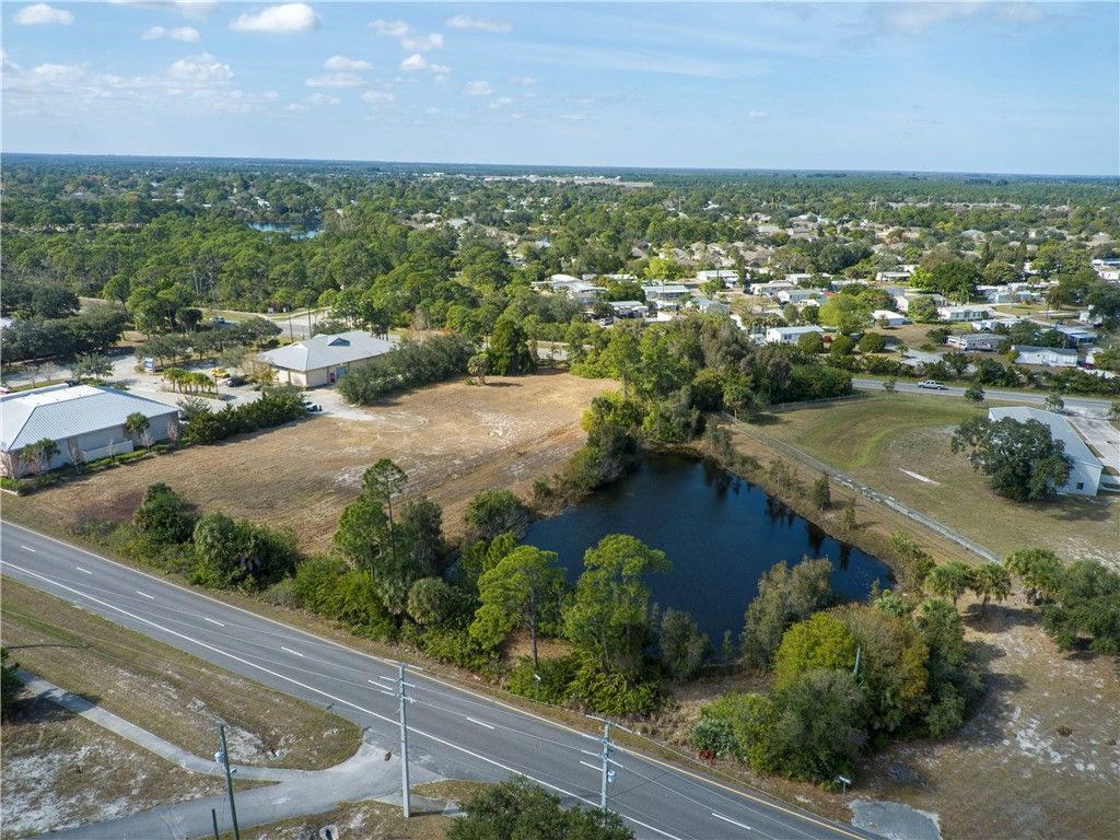 200 & 203 Sebastian Boulevard, Sebastian, FL 32958 Photo