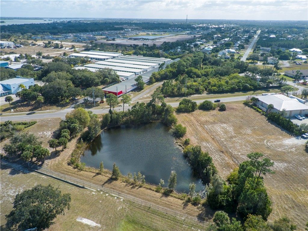 200 & 203 Sebastian Boulevard, Sebastian, FL 32958 Photo