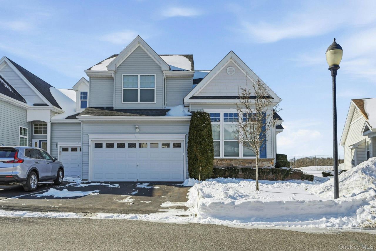 146 Augusta Drive, Medford, NY 11763 Main Photo