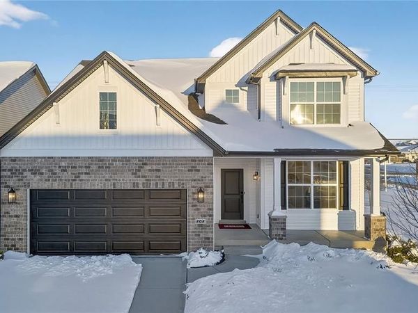 202 Randlin Drive, O'Fallon, MO 63367