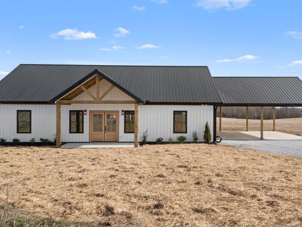 6245 McMinnville Hwy, Smithville, TN 37166