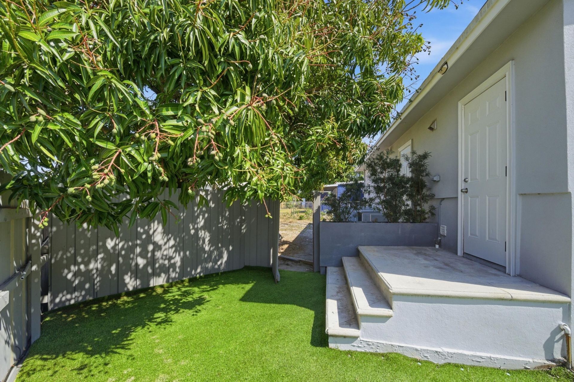 233 NW 6th Avenue, Boynton Beach, FL 33435 Photo