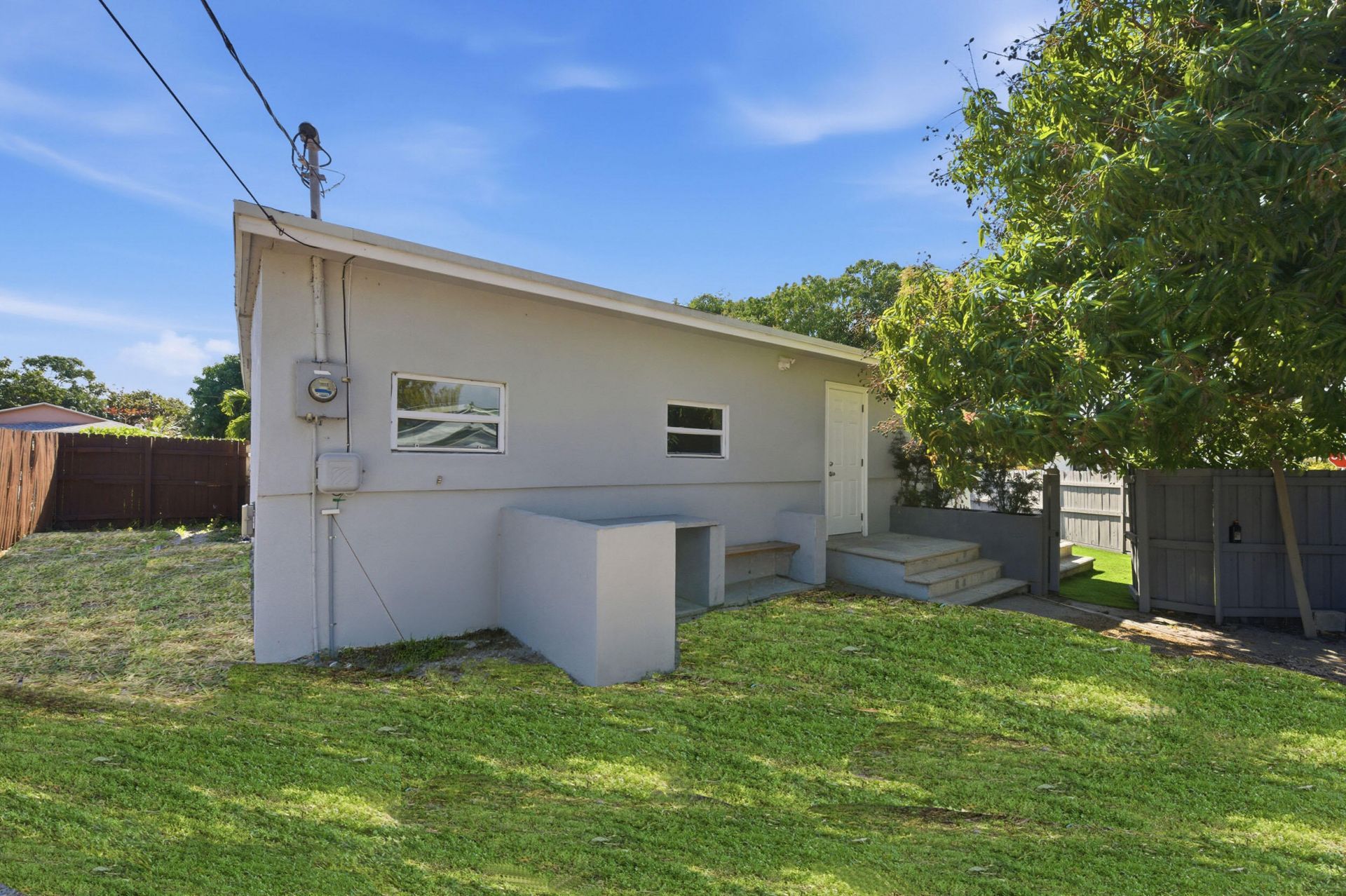 233 NW 6th Avenue, Boynton Beach, FL 33435 Photo