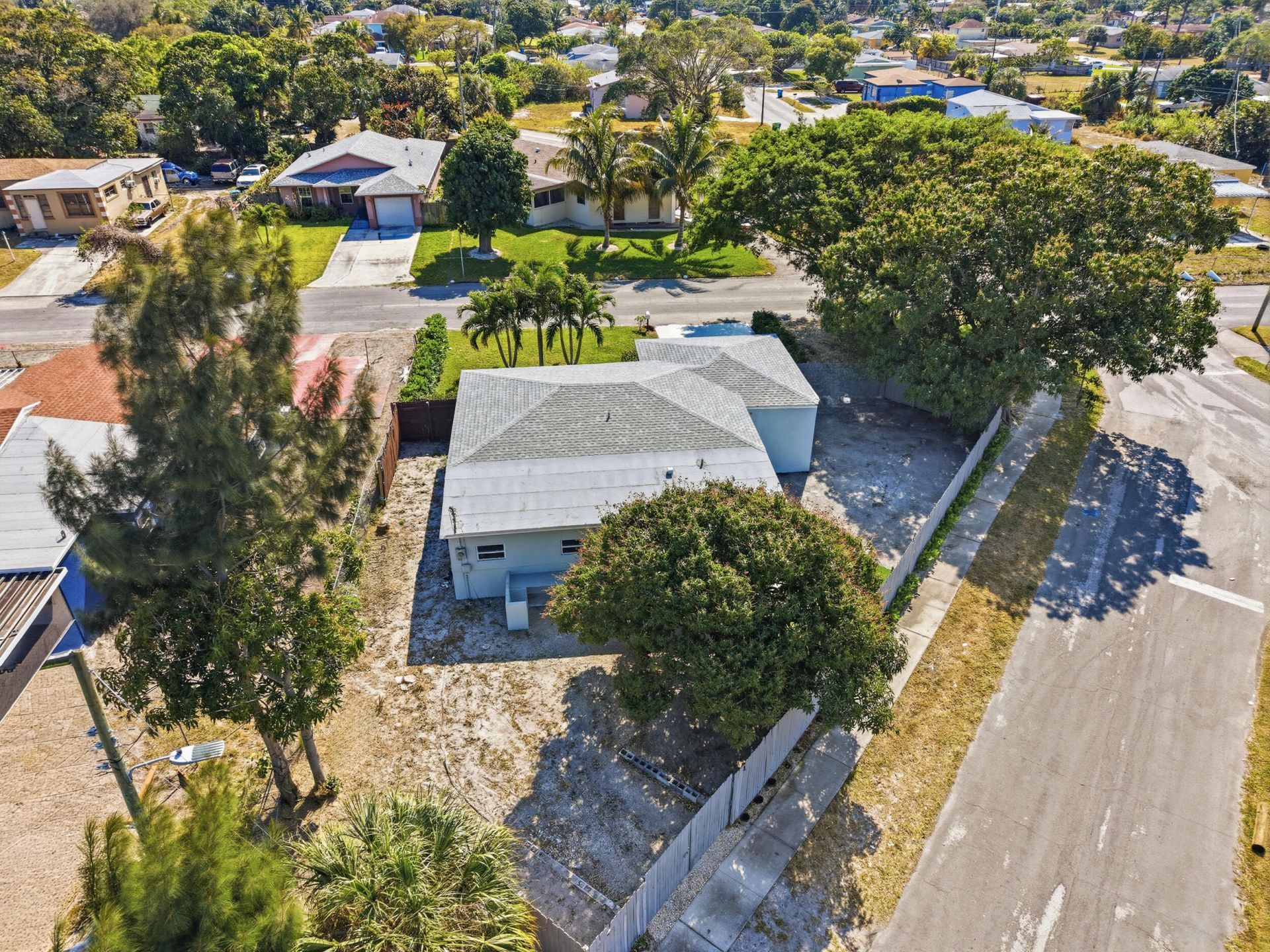 233 NW 6th Avenue, Boynton Beach, FL 33435 Photo