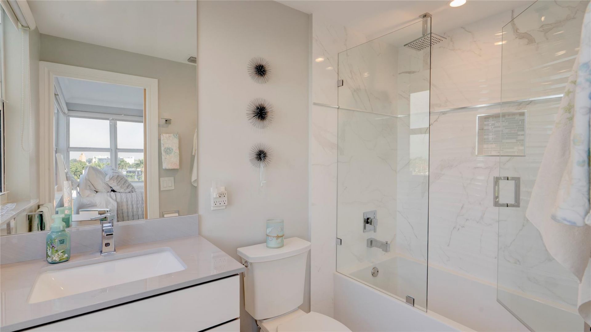 3200 NE 36th Street, Unit 608, Fort Lauderdale, FL 33308 Photo