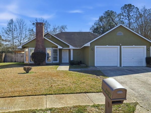 2091 Carolwood Drive, Biloxi, MS 39532