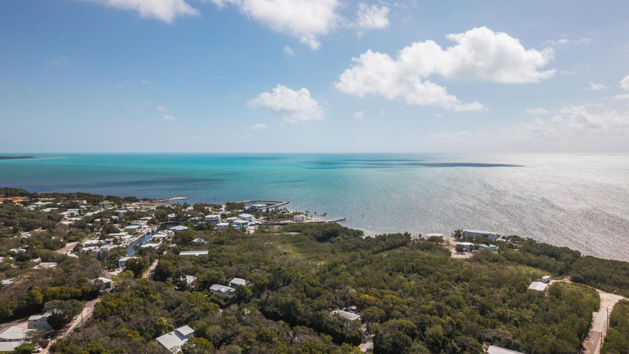 203 Anitgua Road, Tavernier, FL 33070 Photo