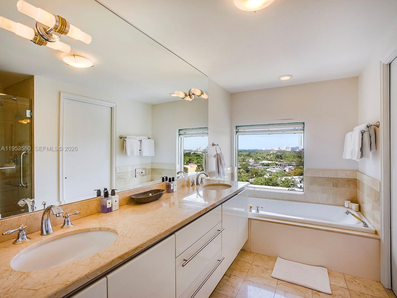 3400 SW 27th Ave, Unit 1005, Miami, FL 33133 Photo