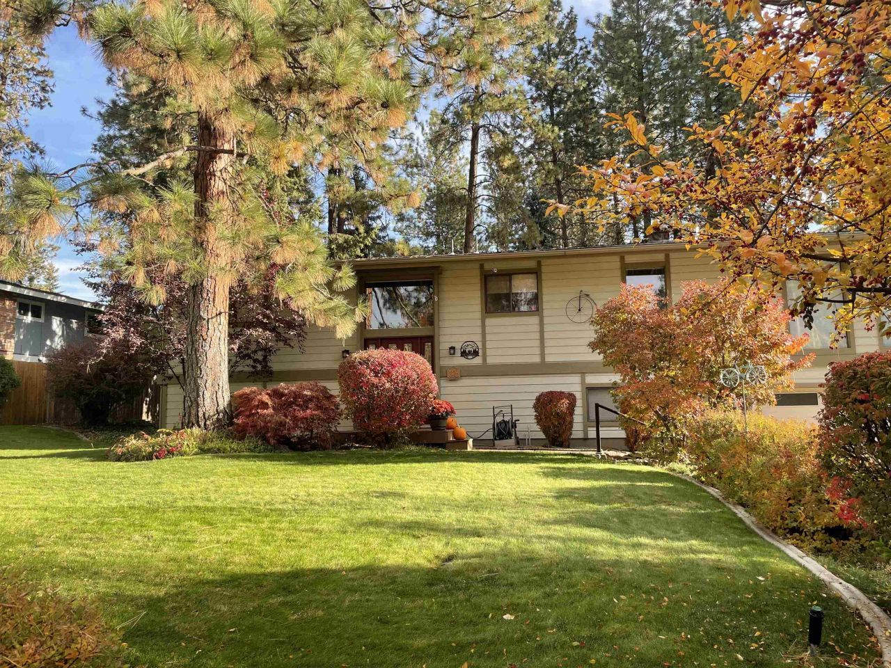 4514 N Ella Rd, Spokane Valley, WA 99212 Main Photo