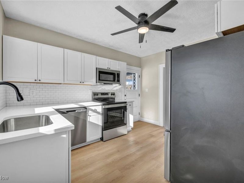 3682 Rocky River Drive, Cleveland, OH 44111 Photo 17