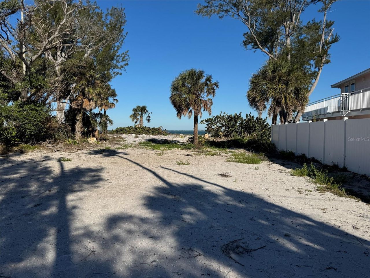 831 N North Shore Drive, Anna Maria, FL 34216 Photo